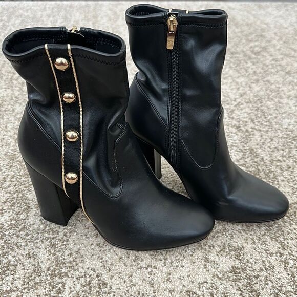 Marc Fisher Ankle Heeled Boots 7 - Picture 1 of 8